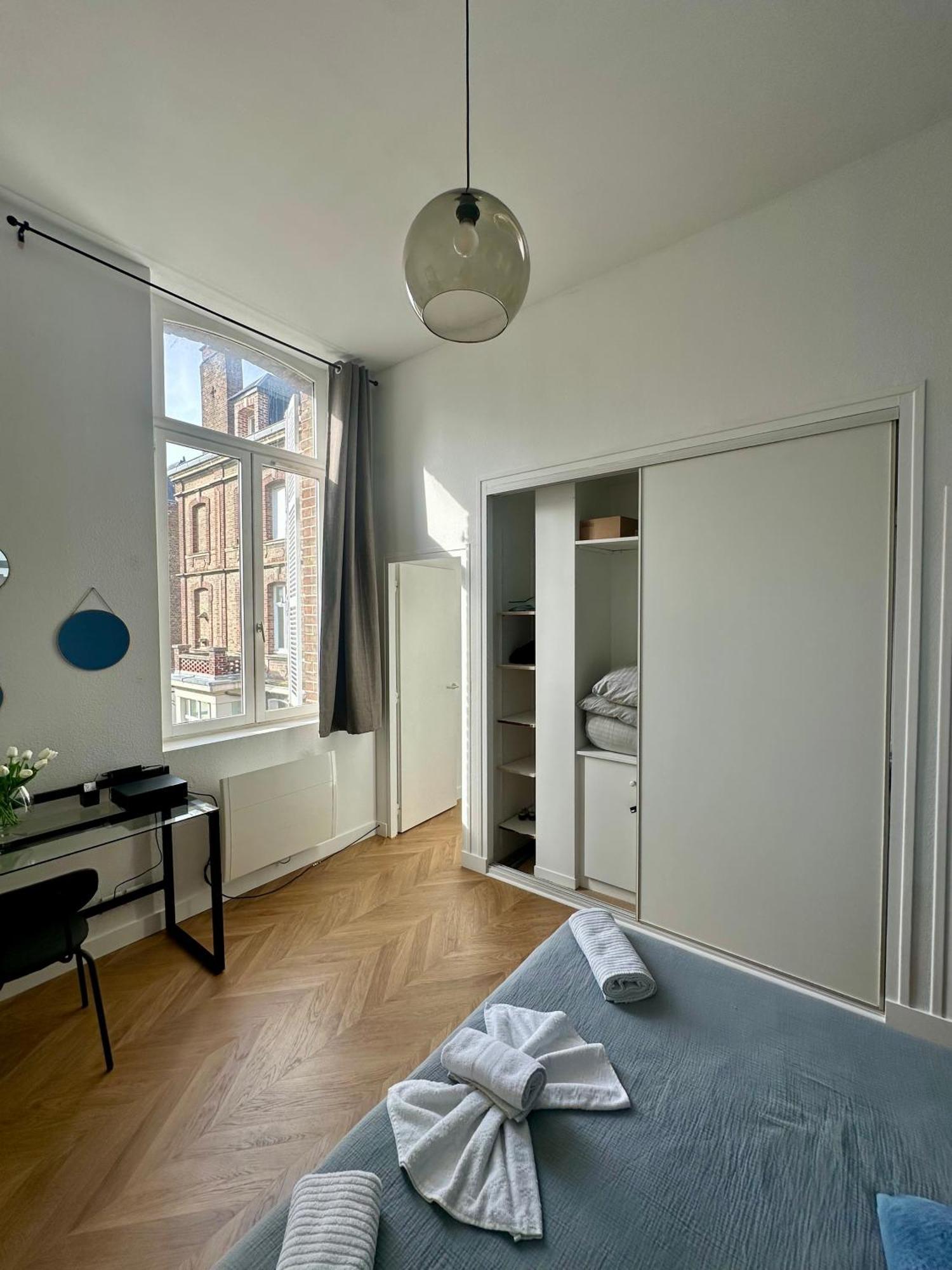 Spacieux Appt Haussmannien Parking Prive アミアン エクステリア 写真